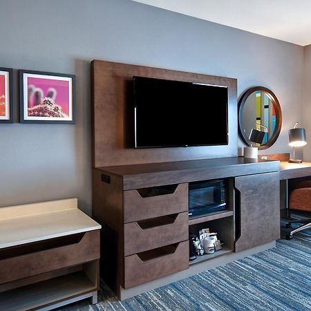 Hampton Inn & Suites Las Vegas Convention Center - No Resort Fee מראה חיצוני תמונה