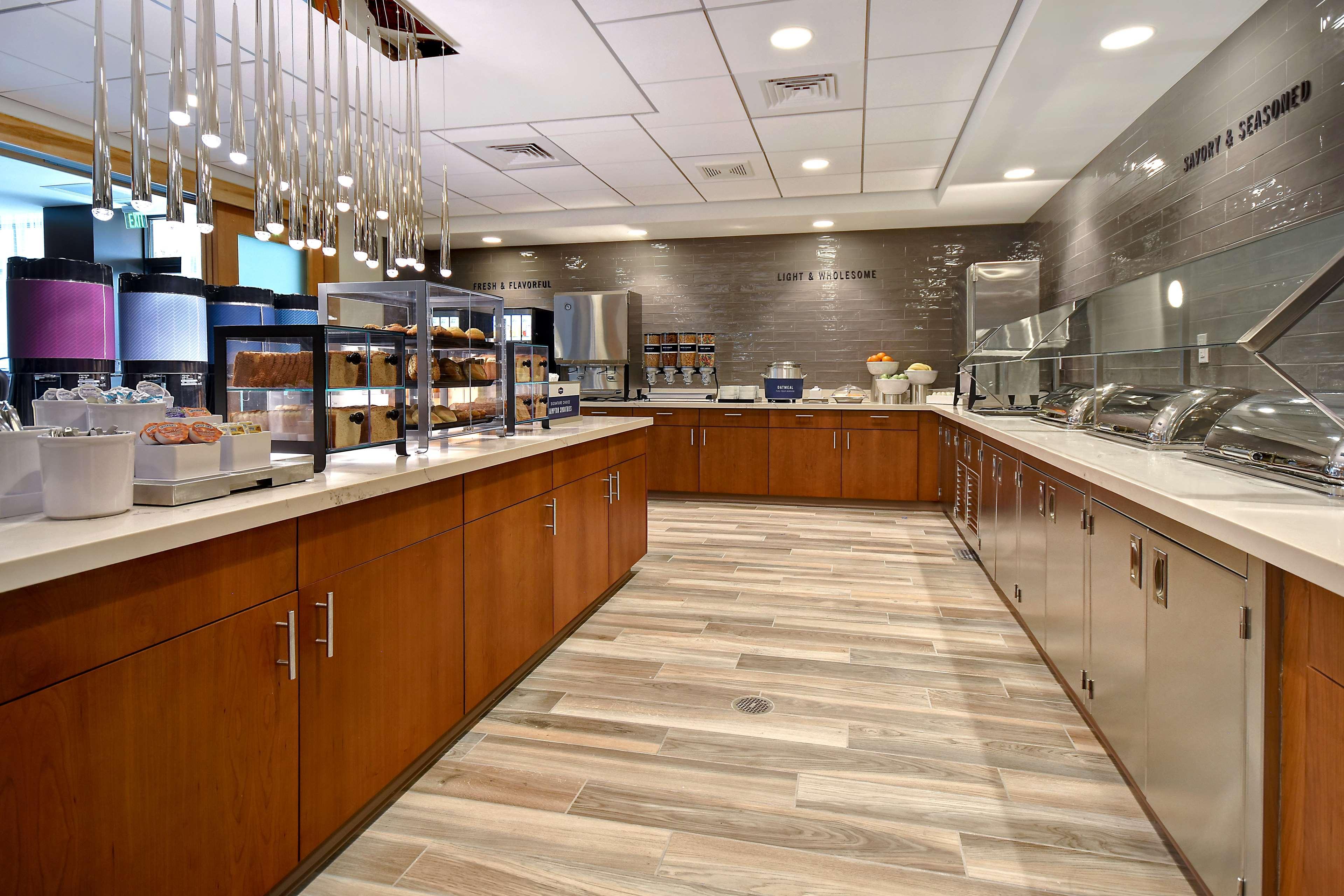 Hampton Inn & Suites Las Vegas Convention Center - No Resort Fee מראה חיצוני תמונה